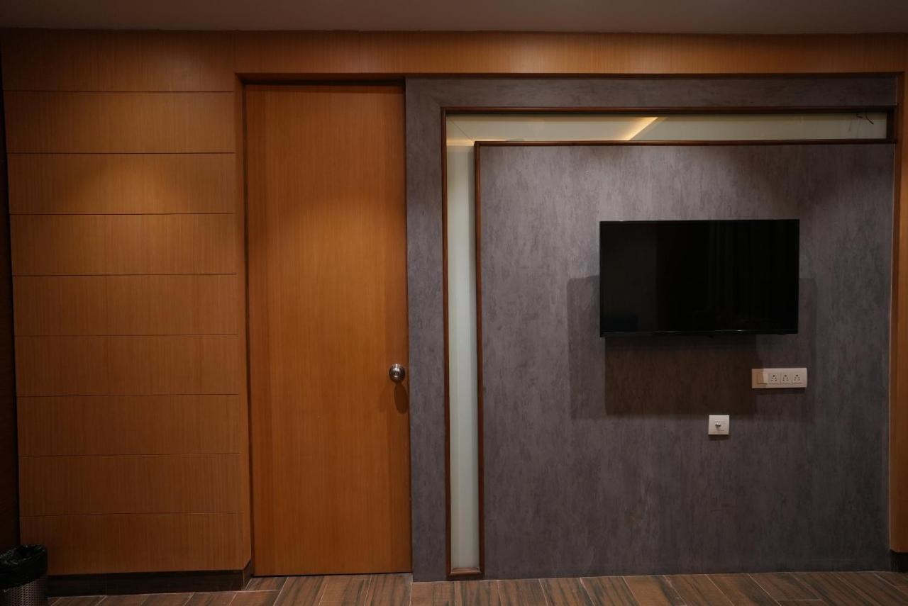Eden Park Boutique Hotel Vijayawada Exterior photo